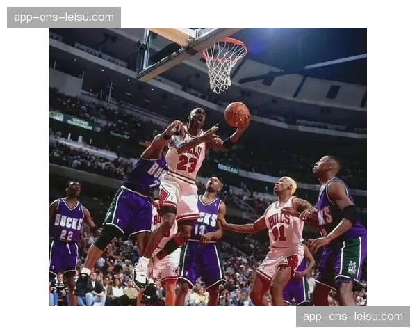 季后赛得分荒现象引关注，场均较常规赛暴跌17分创新低